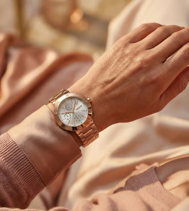DKNY DK1L022M0045